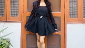 Chic Black Dress
