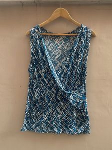 Stylish Sleeveless Blue Abstract Print Top