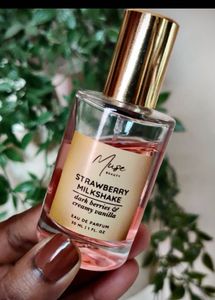 Muse beauty Strawberry Milkshake