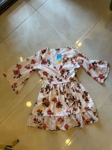 How When Wear Dress With Tag On It