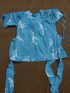 Blue Printed Tie-Back Top