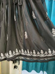 FLASH SALE💥Chikankari Kurta with White Embroidery