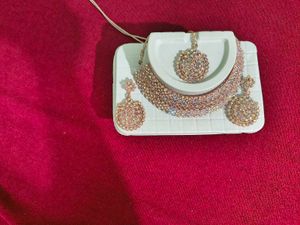 Sparkling Necklace and Earring Set