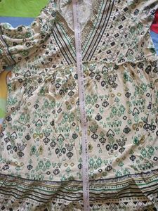 Bohemian Print Kurta with V-Neck