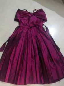 Elegant Off-Shoulder Pleated Party Dress