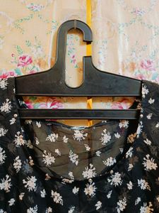 🇳🇿💫🎀Stylish Floral Sleeveless Top