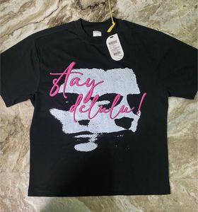 Black Graphic T-Shirt "Stay Delulu"