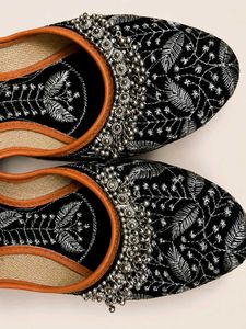 Black Ethnic jutti with silver embroidery