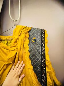 Ready To Wear Saree With Padded Blouse