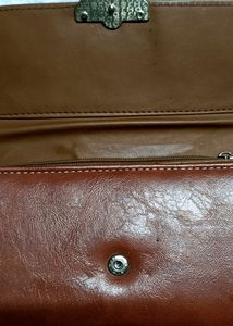 Small Clutches