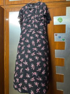 Chic Black Floral Midi Dress