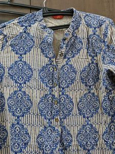 Blue Patterned Kurti with balloons pants