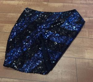 Sparkling Sequin mini skirt
