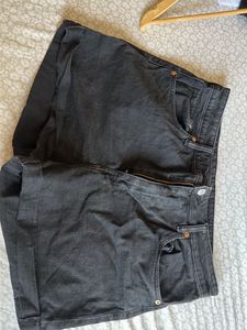 Black denim washed shorts
