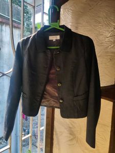 Women's Classic Black Blazer