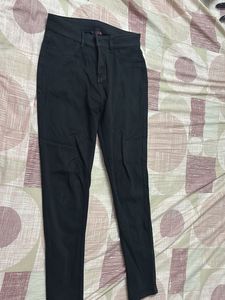 Black Skinny Fit Pants