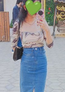 Trendy Marble Print Top