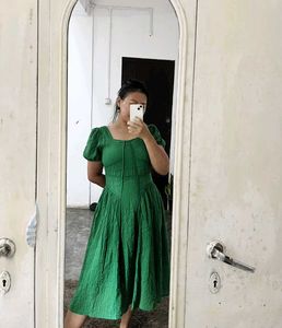 Emerald Green Puff Sleeve Midi Dress