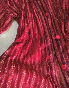 Sparkly Red Striped Button-Up Blouse📍🎁🍁