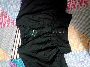 Chic Black Balloon Sleeve Top