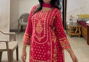 Beautiful pinky Kurta Set with Dupatta