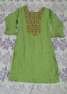 Very Beautiful Kurti With Gharara Suit