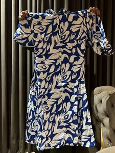 Stylish Blue White Abstract Print Dress