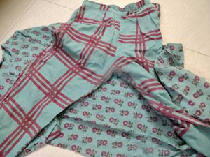 Blue & Pink Plaid Floral Kurta Set