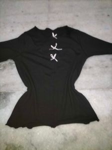 Black Lace-Up Long Sleeve Top🖤