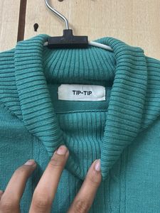Turquoise Knit Short Sleeve Top