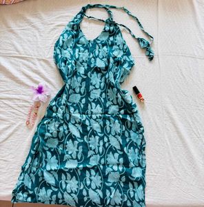 Green backless halter neck kurta