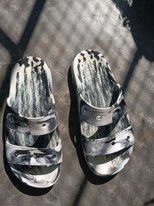 original crocs marble Pattern Slides