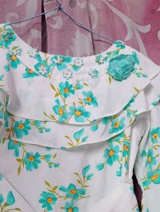 Floral Girls ruffle top with bottom