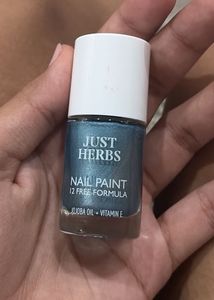 13 Nail Polishes
