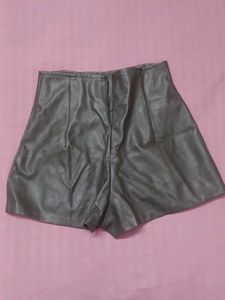 Faux Leather Zipper Shorts