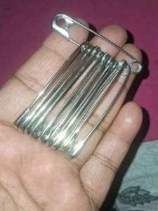 Set of 10 Safety Pins