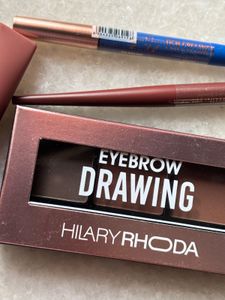 Combos Of Lipstick, Eyeliner And Eyeshadow Palette