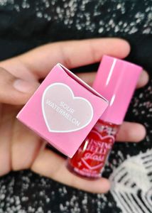 Too Faced Kissing Jelly Gloss