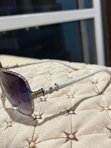 Stylish Aviator Sunglasses