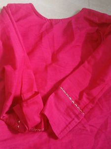 Red Kurta Set with Intricate Embroidery