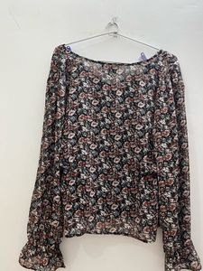 Floral Print Long Sleeve V-Neck Top