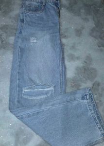 Distressed Wide Leg Jeans