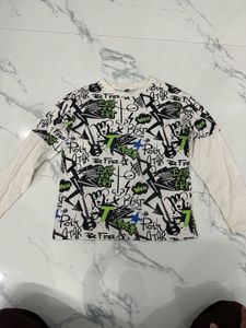 Graphic Print Long Sleeve T-Shirt Dr sleeves