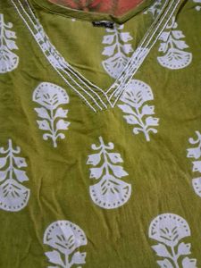 Chic Olive Green Printed flared top