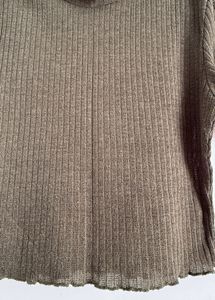 Ribbed Mock Neck Top