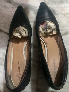 Classic Leather Black Pointed Toe Heels