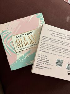 Matt Look Highlighter Palette