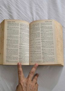 Oxford Paperback Thesaurus - Indian Edition