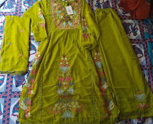 women geogratte embroidery kurti pant dupatta set