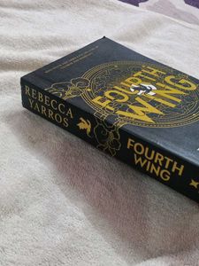 Fourth Wing by Rebecca Yarros